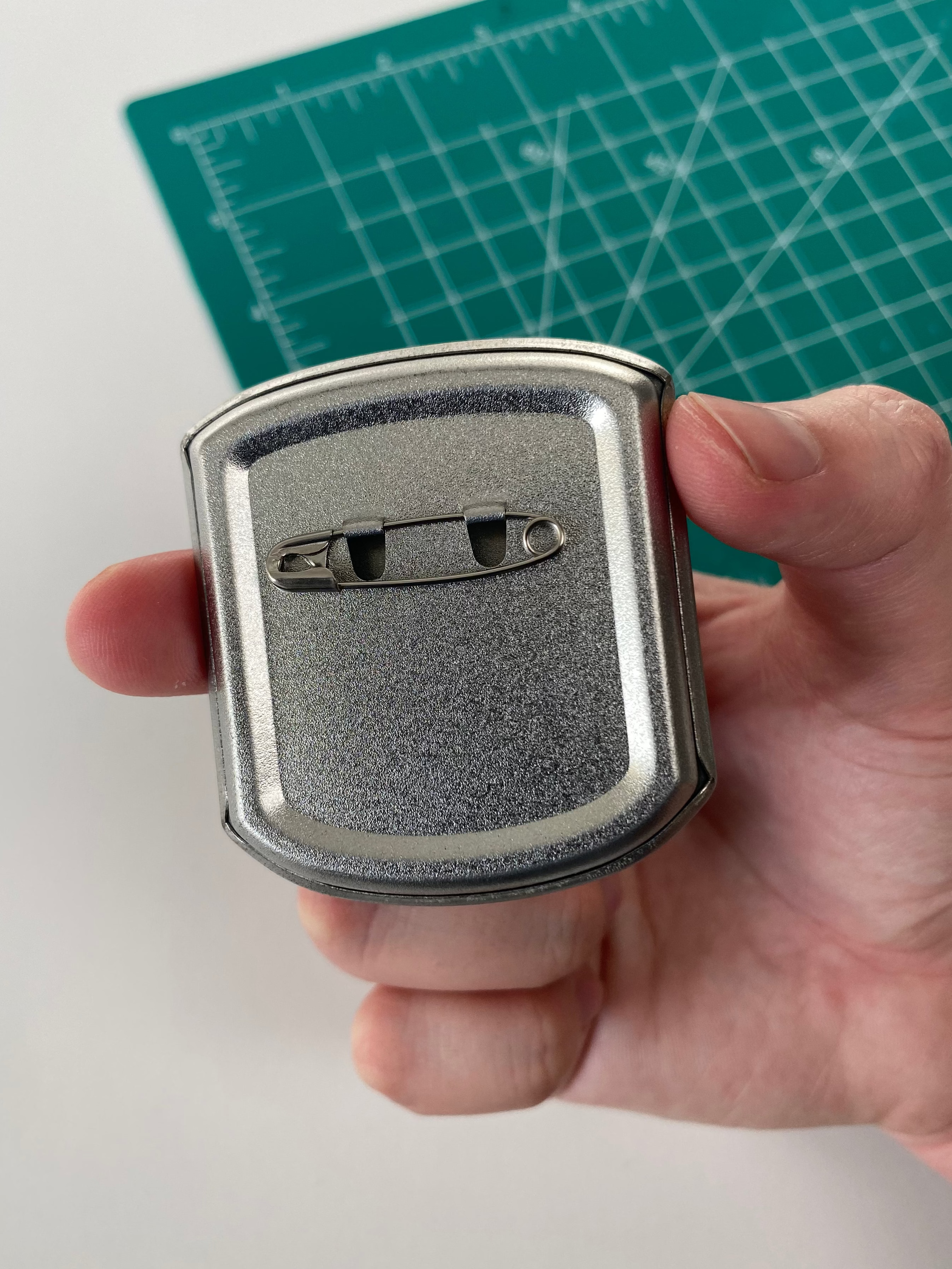 Pin Badge: Naruto and Sasuke Can