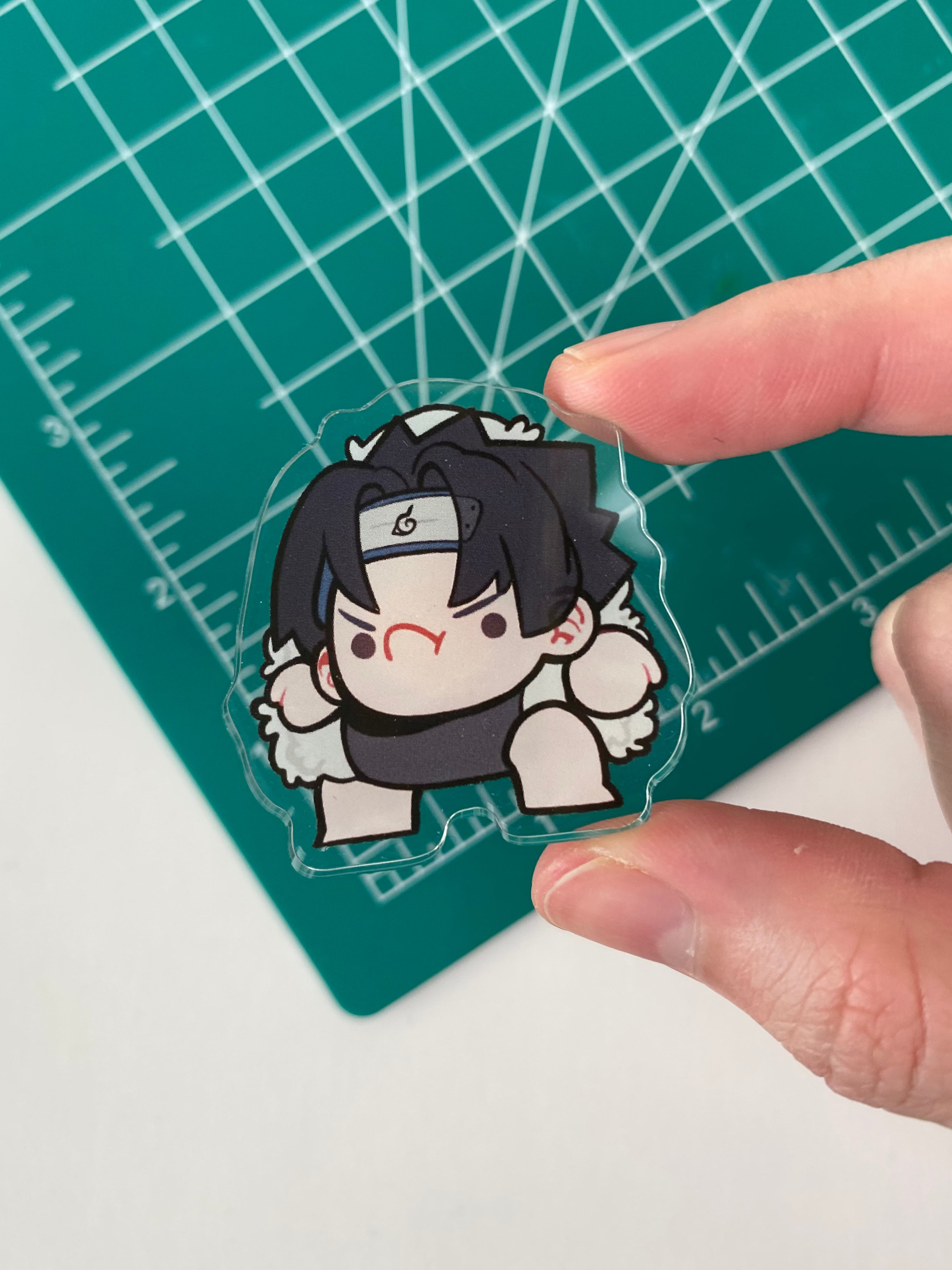 Mini Pin: Sasuke onigiri