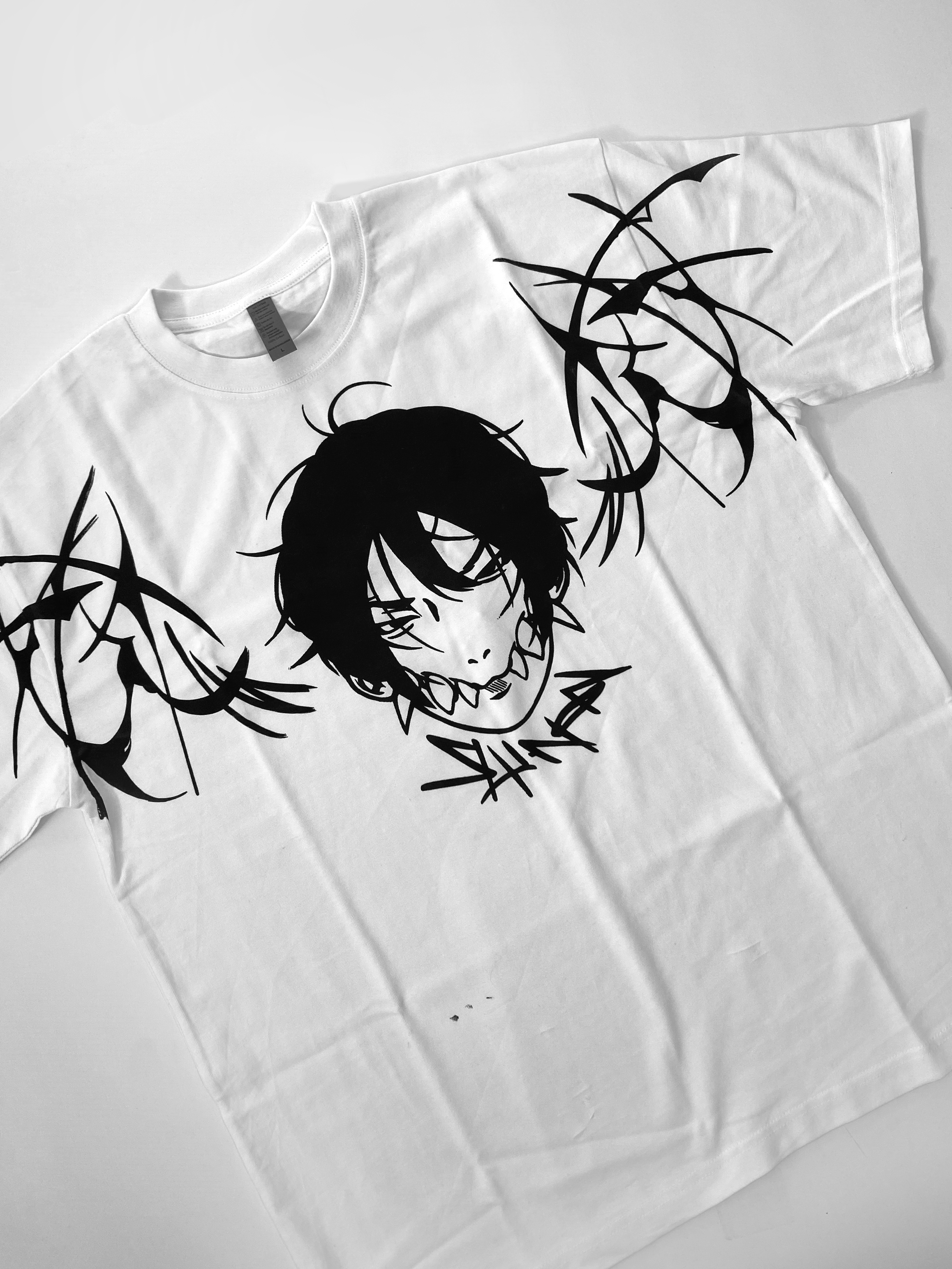 T-Shirt: Karuma Black and White Design